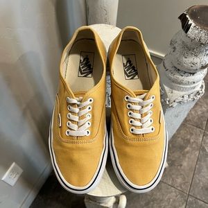 Vans Off the Wall authentic mustard sneakers. usW10 usM 8.5.